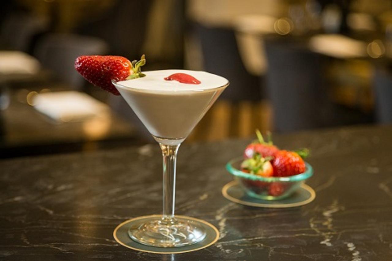 Fable Auckland, Mgallery Eksteriør billede A strawberry martini